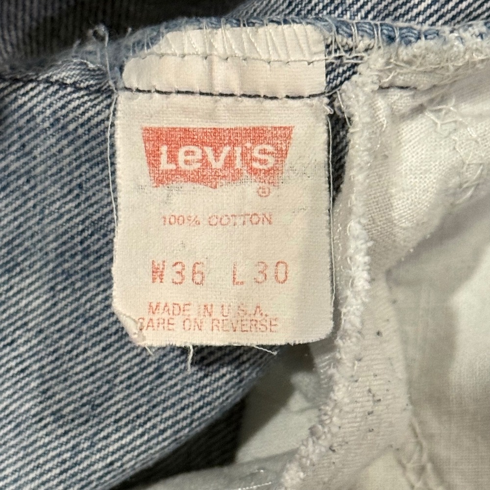 Vintage 80s Levis Orange Tab Cut Off Shorts USA Made Upcycled Floral Appliqué 36 - Picture 5 of 6